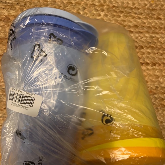 Impressions tumblers by tupperware - Picture 2 of 3